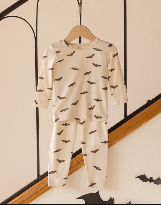 Bamboo Pajama Set in Bats