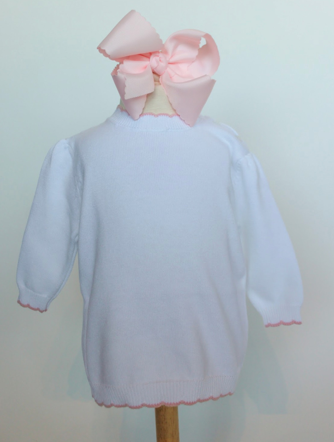 Luigi White Scalloped Crewneck Sweater w/ Pink Trim