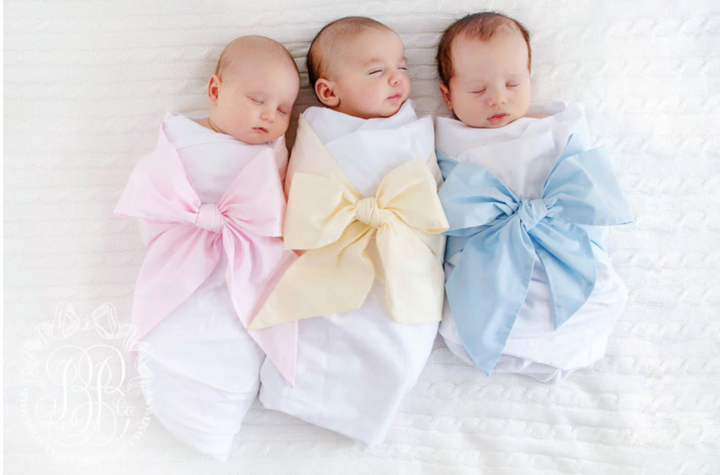 Bow Swaddle- Broadcloth